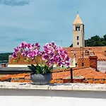 Luise * Rab Town