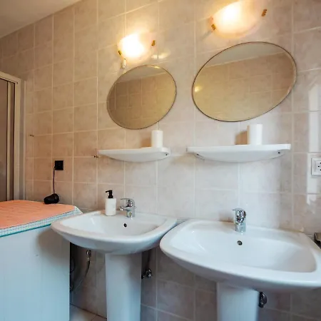 Luise - Four Towers * Rab Town